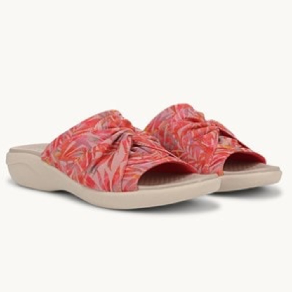 Bzees Cherish Slide Sandal